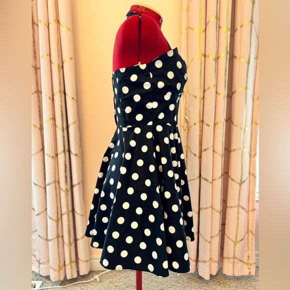 Poke a dot party dress, size medium. Retro style. - Picture 4 of 9
